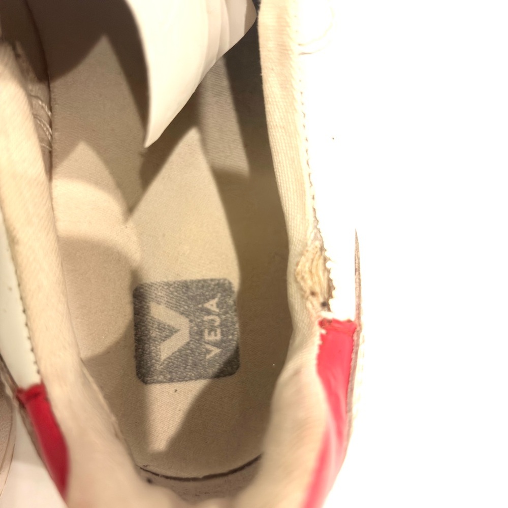 Veja  V 10 Women White sneakers size 10 W - Picture 12 of 14